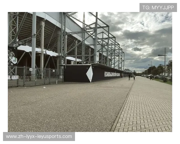 德甲各球队主场球场信息图表汇总