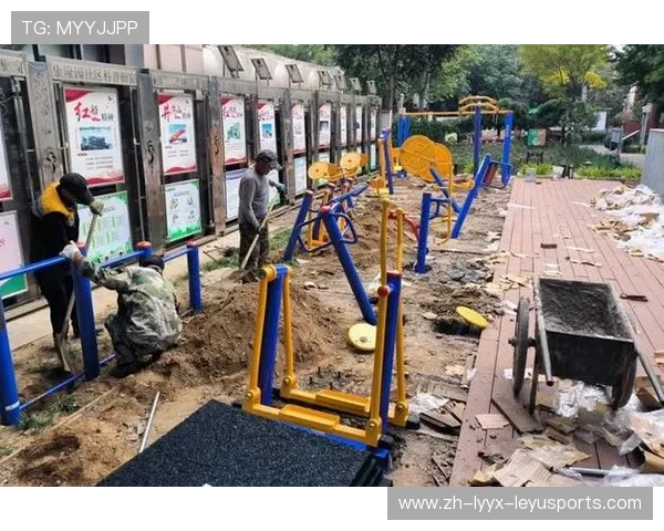 跪在上面的健身器材的设计理念与使用方式