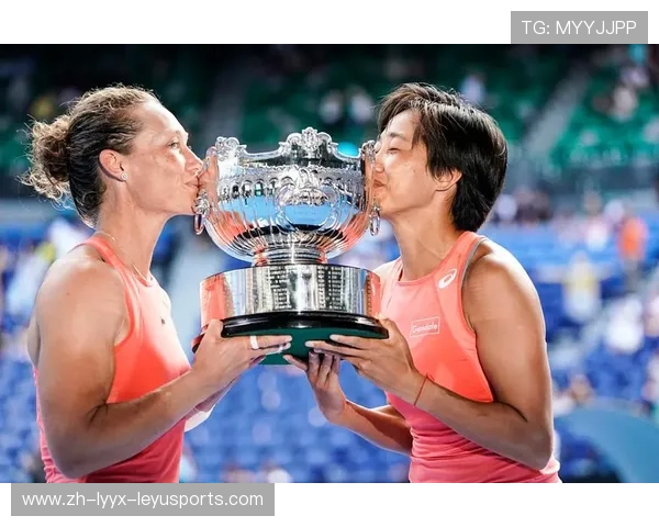 斯图加特站女双四强诞生中国金花张帅组合成功突围晋级